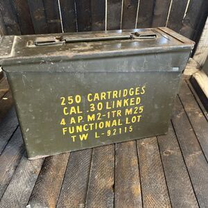 Vintage GP&F Military Ammo Box  .30 Cal 250 Cartridges L-92115 Storage Box